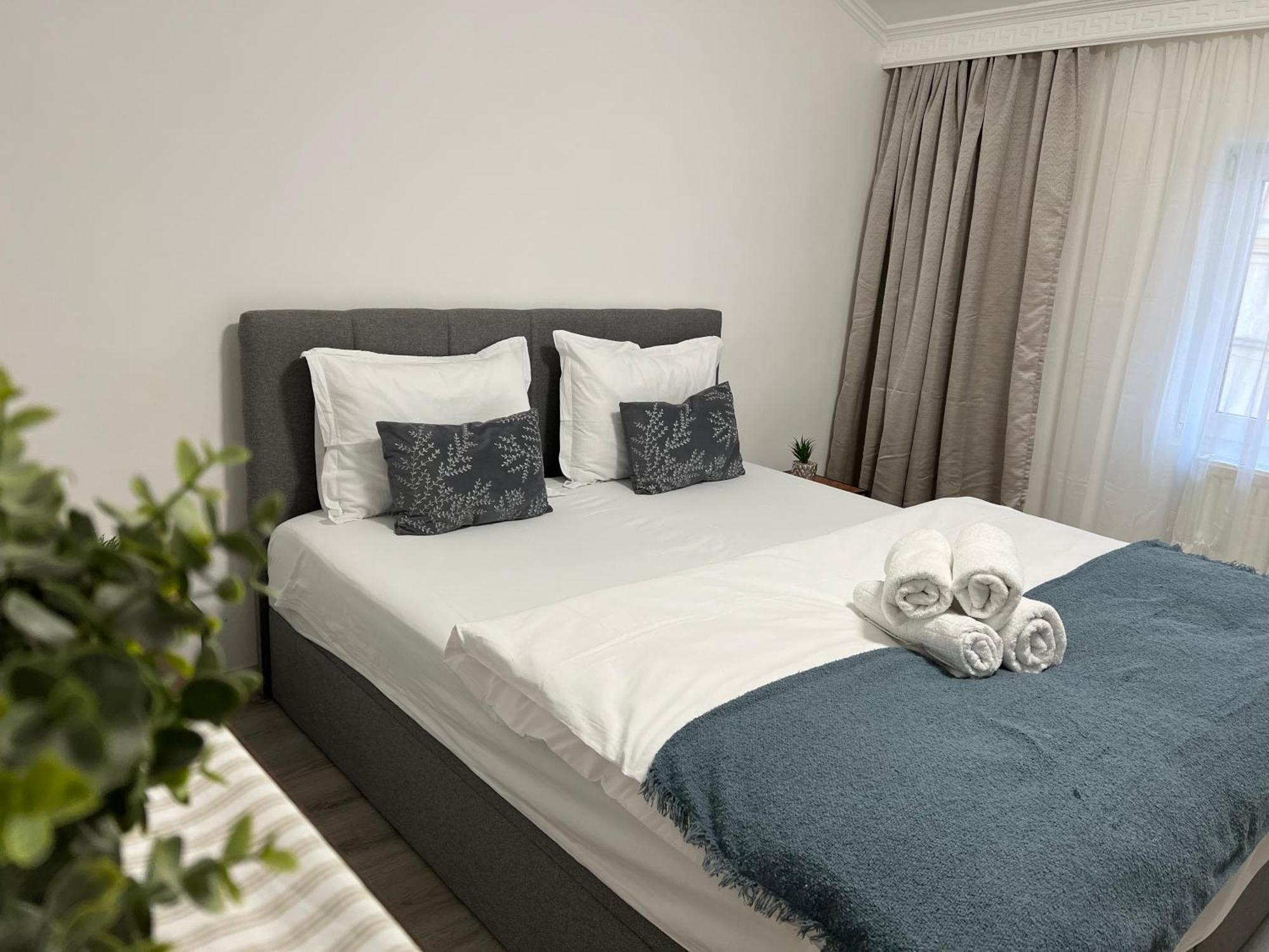 Ndl Downtown Apartment Cluj Napoca Bagian luar foto